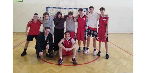 Świetne występy II LO Rzeszów w Licealiadzie!